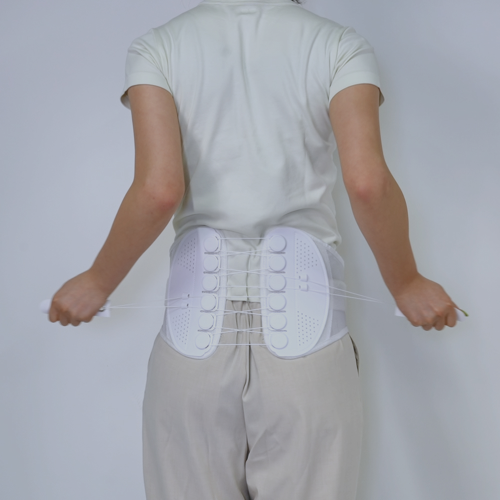 ガードナーベルト WHITE（ホワイト）【公式サイト】- 服の下に隠せる腰